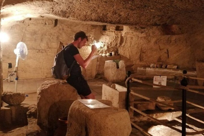 Underground Olive Mill Tour in Gallipoli with Food Tastings 4