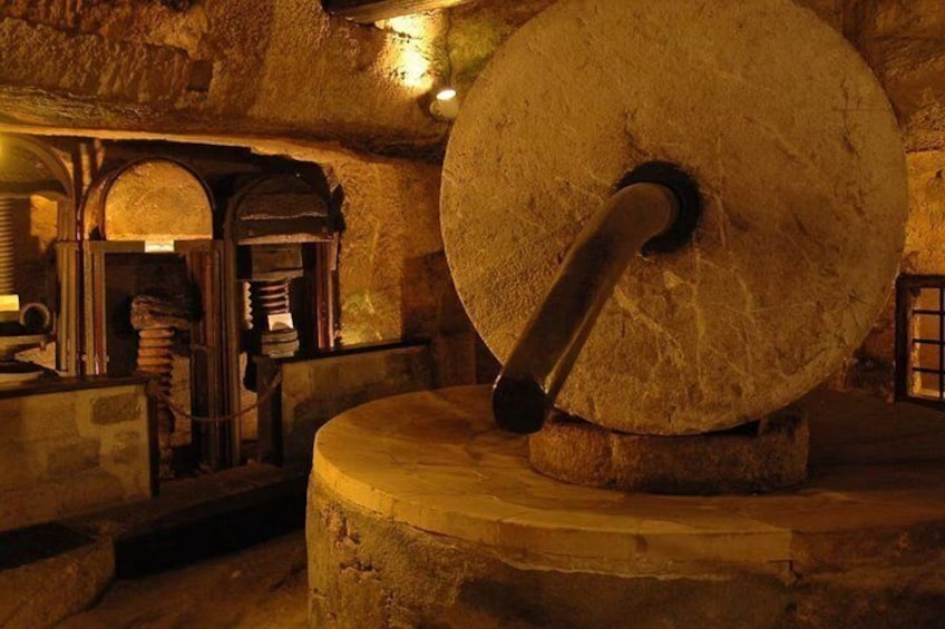 Underground Olive Mill Tour in Gallipoli with Food Tastings 1