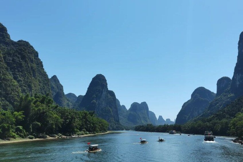 Guilin Li River Cruise to Yangshuo with English Boarding Assist 3