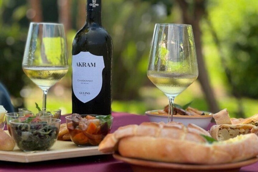 Vineyard Tour Wine Tasting and Brunch Near Siracusa 4