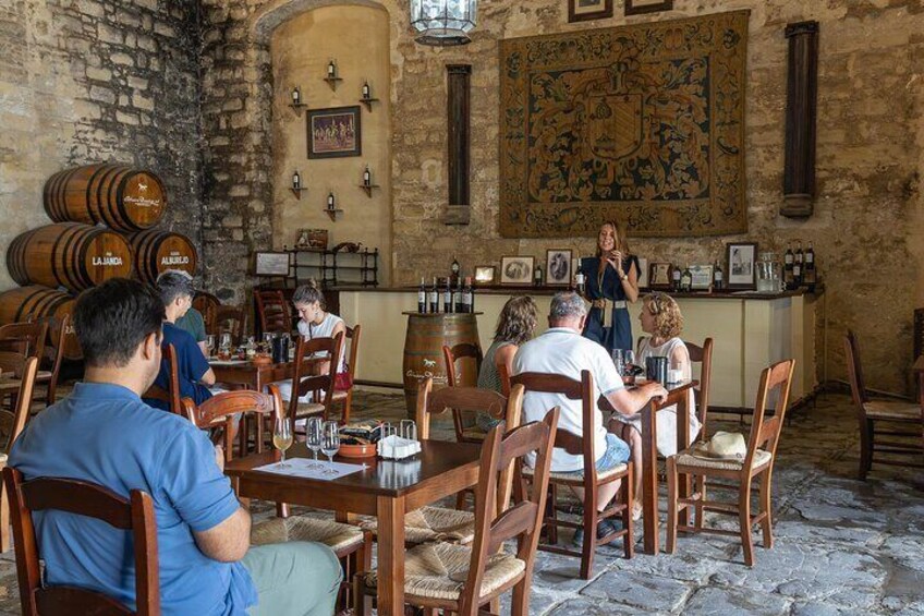 Guided Winery Tour with Wine Tastings in Jerez 3