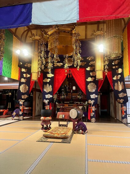 Picture 6 for Activity Kanazawa: Zen Calligraphy Experience at a Historic Temple 4
