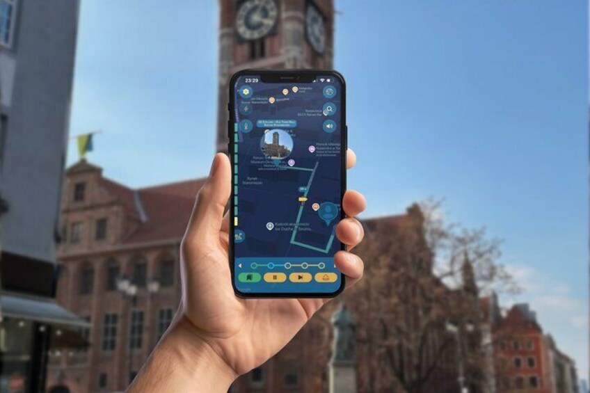 Torun and Young Copernicus GPS App Walking Tour Mobile Game 2