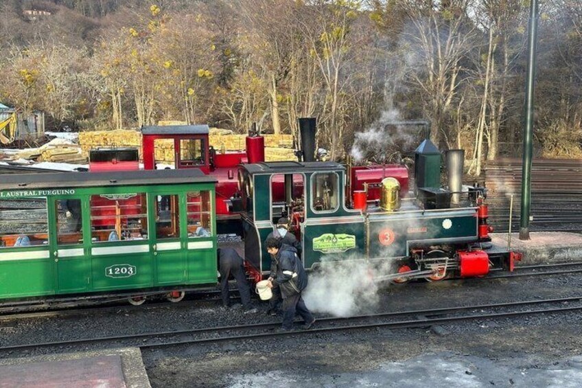 Discover Experience End of the World Train and National Park 2