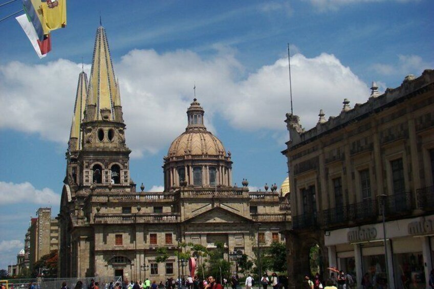 Guadalajara tour of religious and historic constructions 2