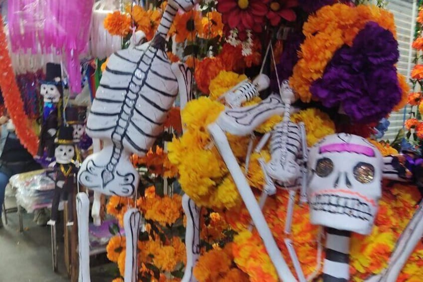 Build a Day of the Dead and Shopping Offering on the market. 5