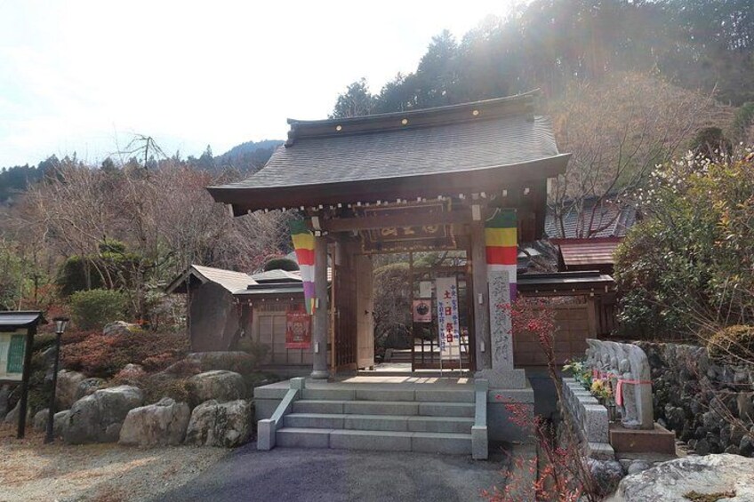 Authentic Zazen Experience Digital Detox with Temple Stay & Food 2