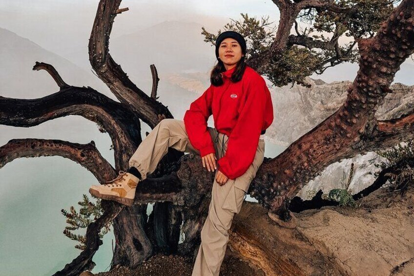 Ijen Blue Fire 1-Day Tour Midnight Hike from Bali 5