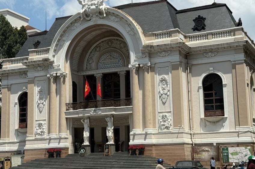 Discover Ho Chi Minh City And The Legendary Cu Chi Tunnels Tour 4
