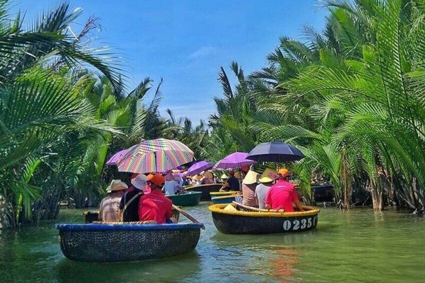 Hoi An Ancient Town Tour with Lantern Release, Basket Boat Ride, 4