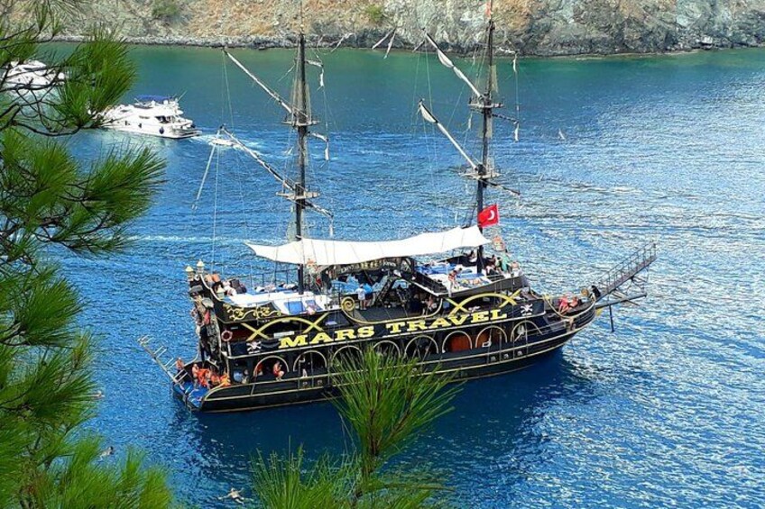 Kemer Pirate Boat Tour with Lunch & Free Soft Drinks 3