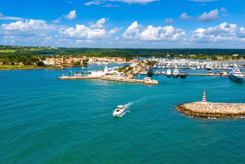 Luxury Private Yacht to Palmilla – Up to 6 4