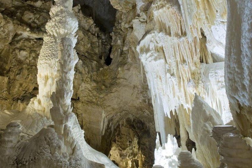 Frasassi Caves Afternoon Escape by Bus 2