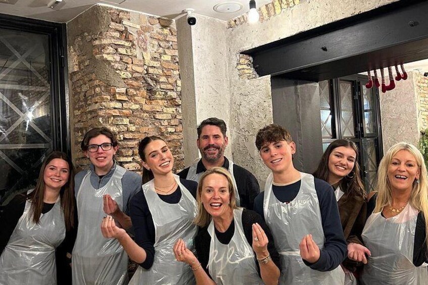 Bari Pizza and Tiramisu Class with Wine and Gelato 2