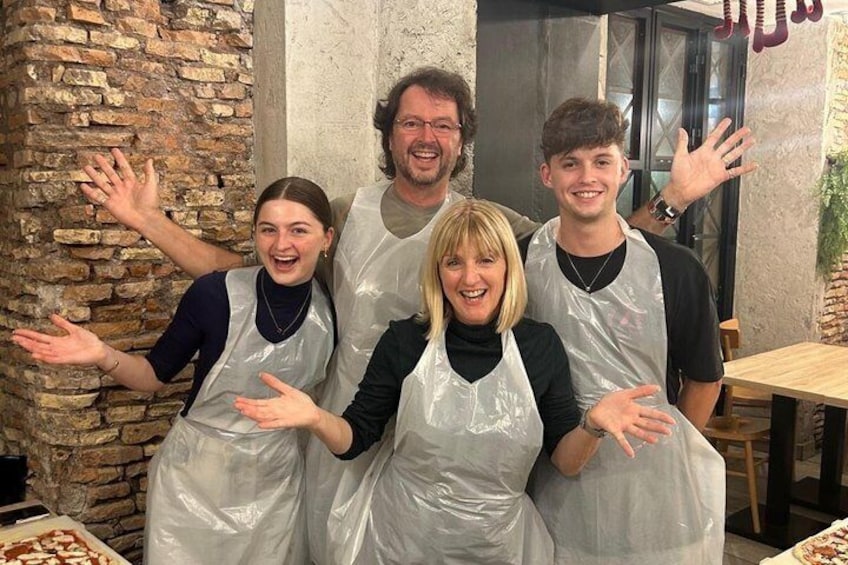 Bari Pizza and Tiramisu Class with Wine and Gelato 1