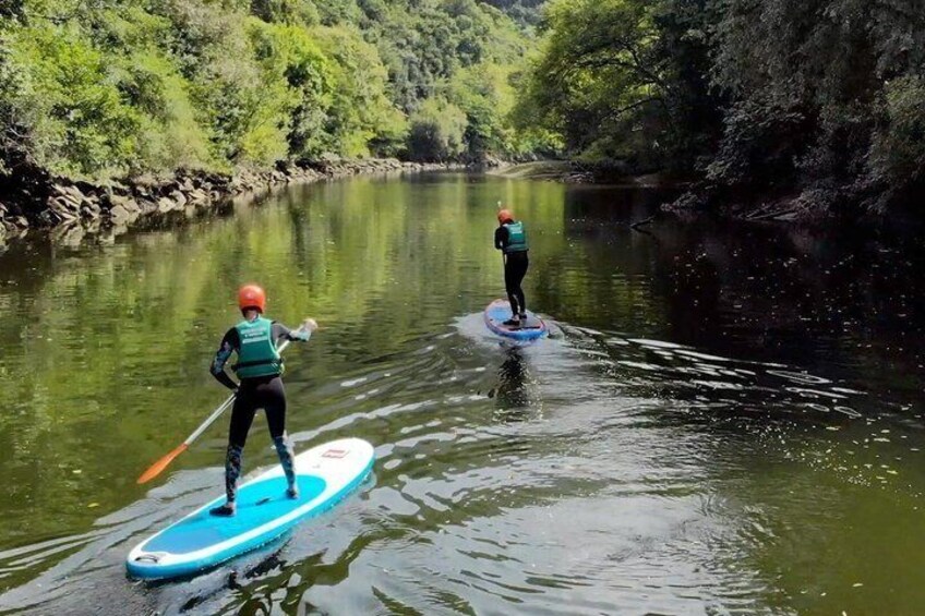 Stand up paddle down the river Bidassoa 3