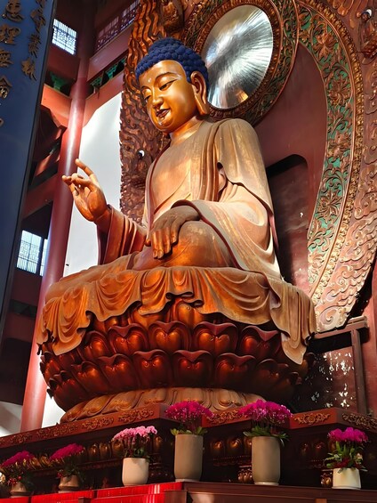 Picture 2 for Activity Hangzhou Private Day Tour: Lingyin Temple & Canal Waterbus 5