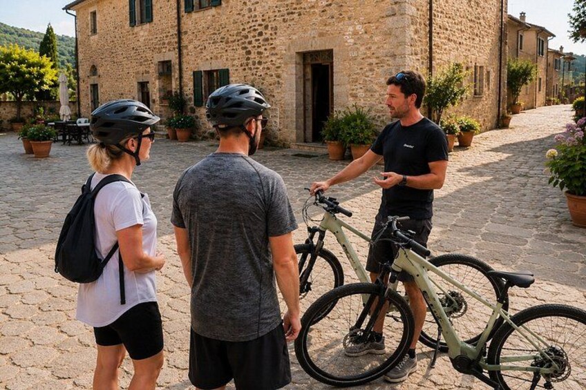 Castello di Brolio and Gaiole in Chianti eBike tour Virtual guided 2
