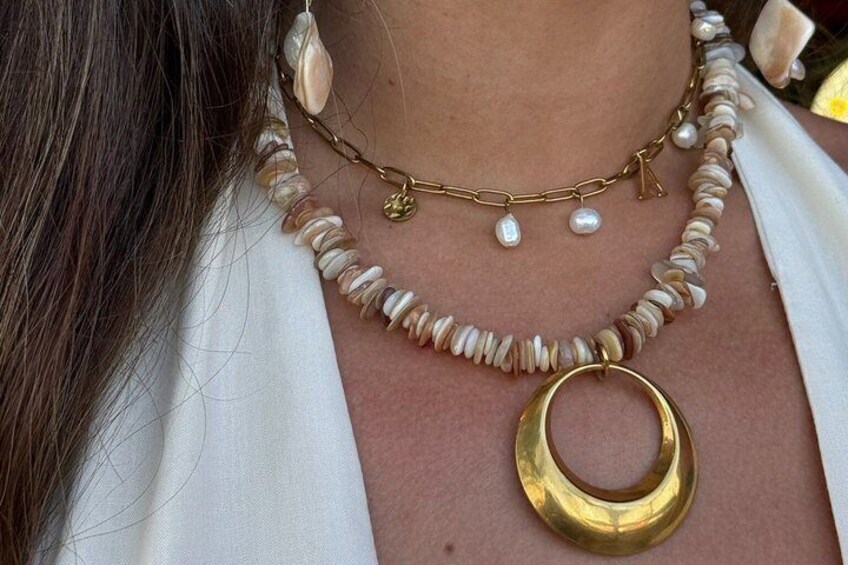 Unlimited Wine and Jewelry Workshop in Malaga 4