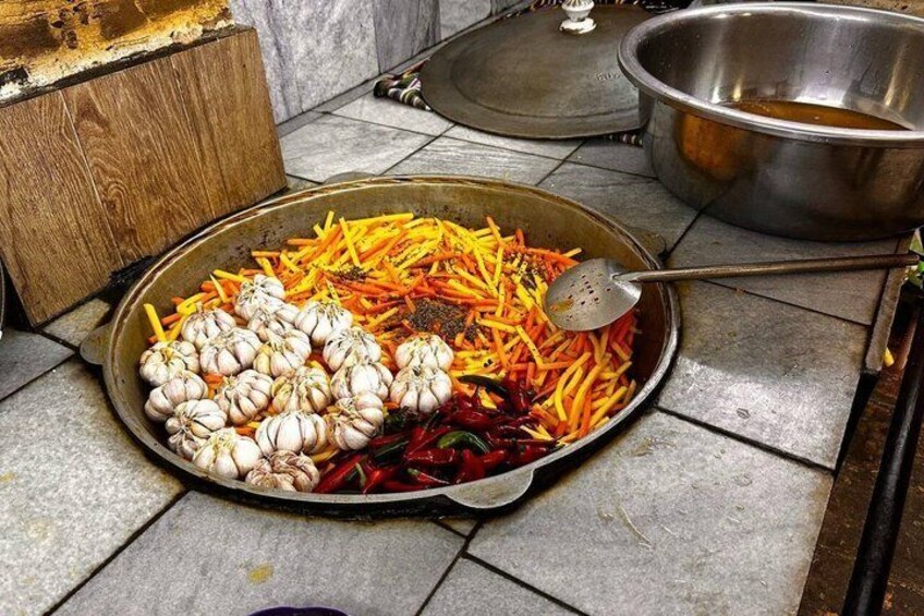 Bukhara Master the Art of Plov in a Traditional Workshop 2