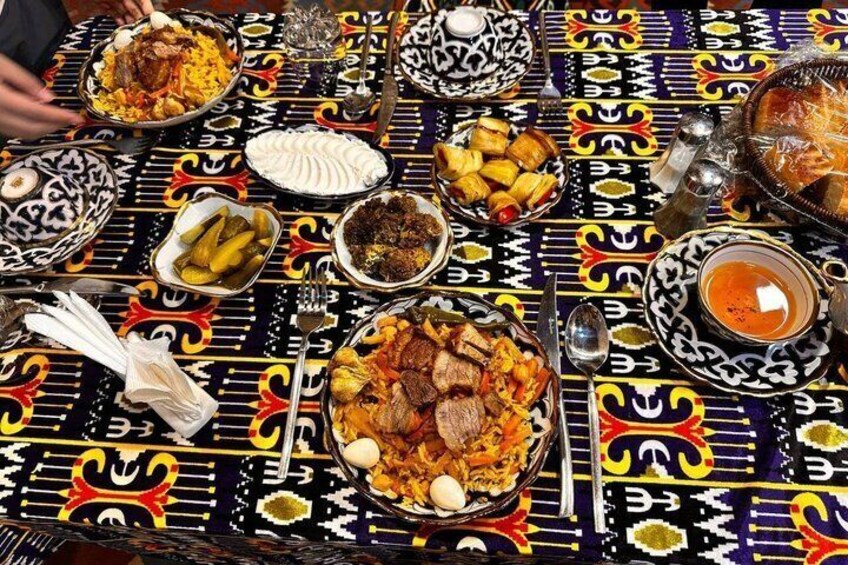 Bukhara Master the Art of Plov in a Traditional Workshop 4