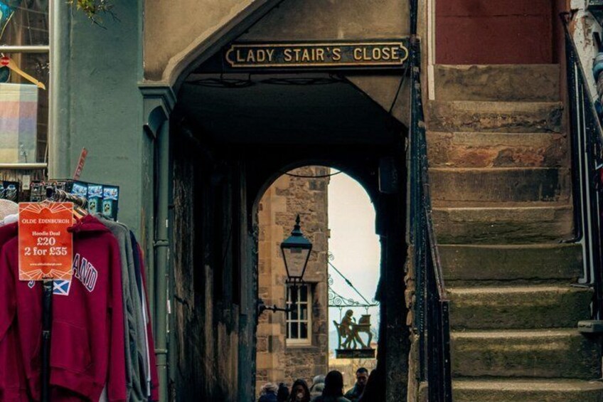 Hidden Closes and Dark Edinburgh 1