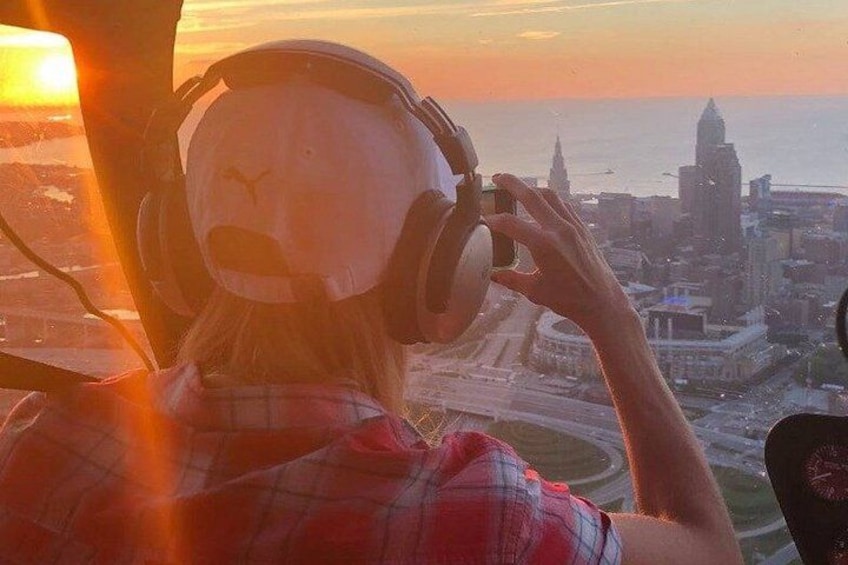 Cleveland City Helicopter Tour Iconic Landmarks from Above 2