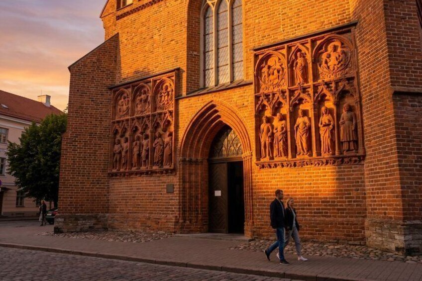 Tartu Historic City Highlights Tour - Private & Customizable 4
