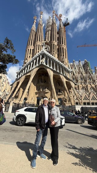 Sagrada Família Entry Ticket and Guided Tour 1