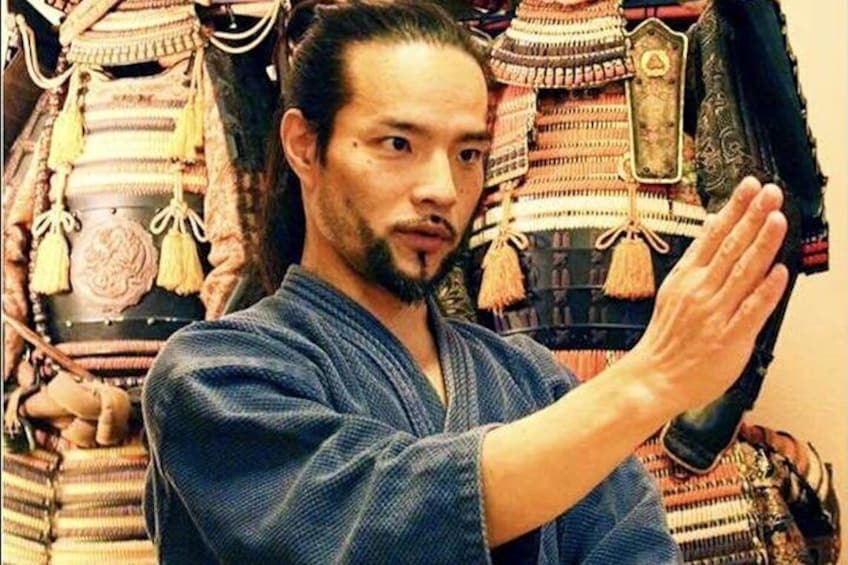 Private Samurai Training at a Tokyo Temple with Master Koshiro 1