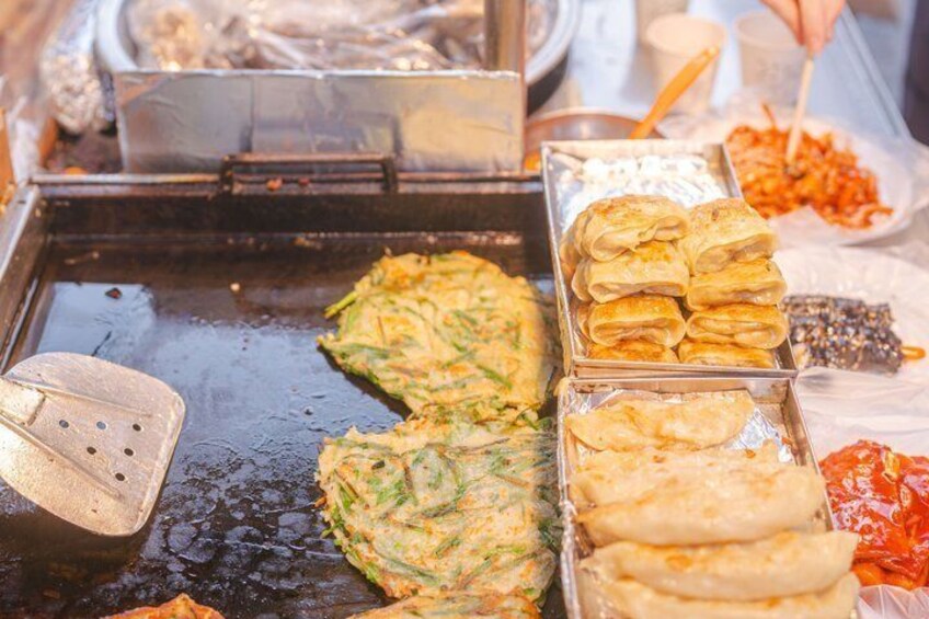Busan Food Tour Jagalchi Market BIFF Square and Gukje Market 4