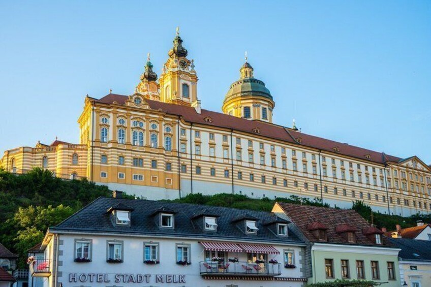 Private Hallstatt Salzburg Day Tour from Vienna 4