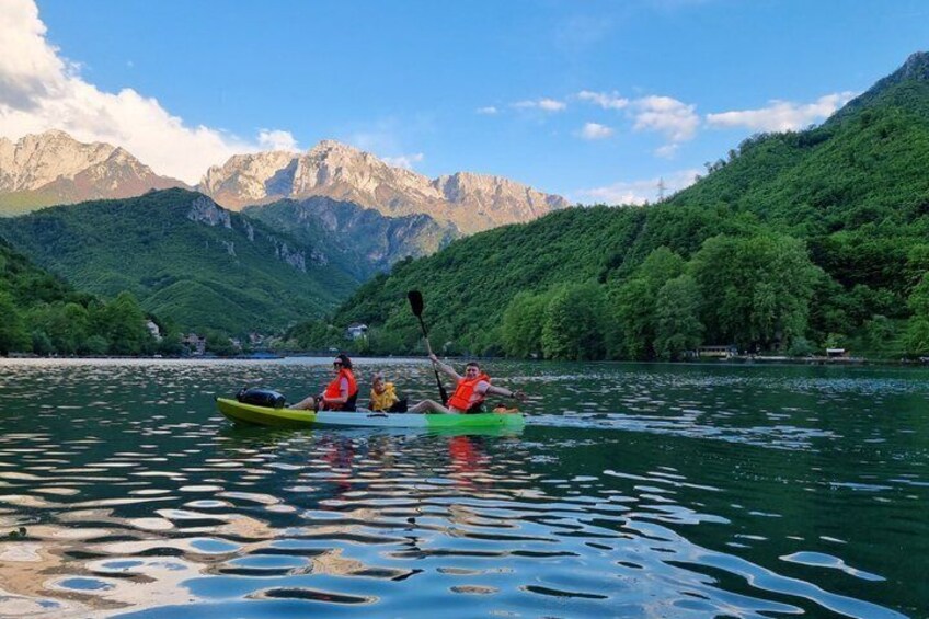 Neretva Kayak Tour Calm Waters and Stunning Mountain Views 2