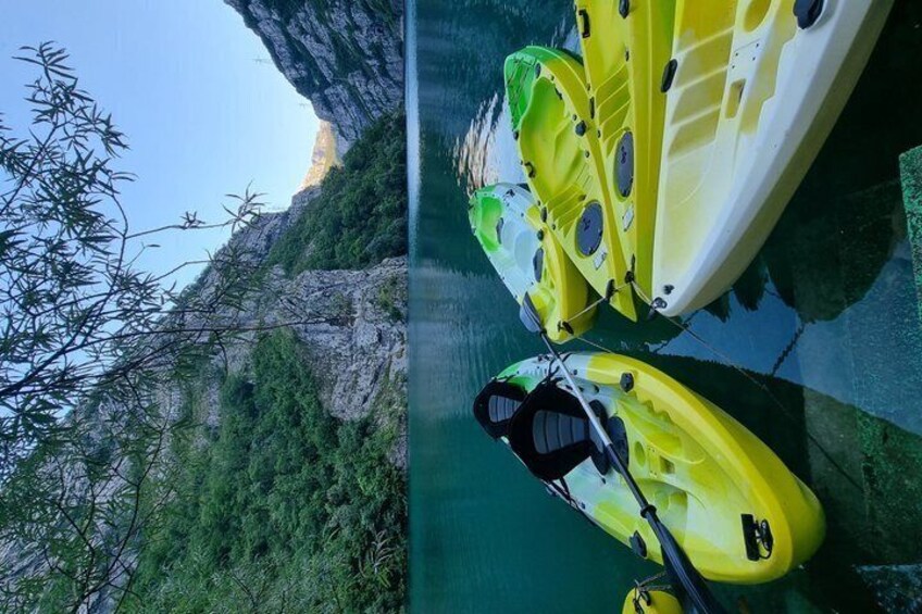 Neretva Kayak Tour Calm Waters and Stunning Mountain Views 5