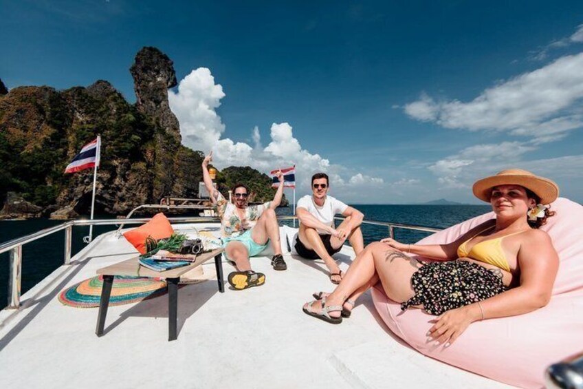 8 Island Sunset Premium Big Boat Tour with Dinner and Wine 1