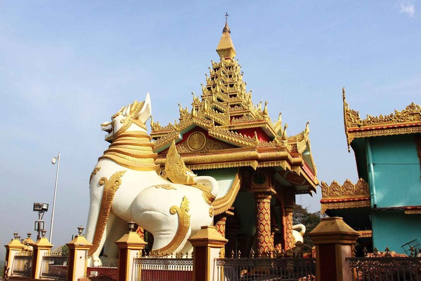 From Mumbai: Day Trip to Global Pagoda and Kanheri Caves 1
