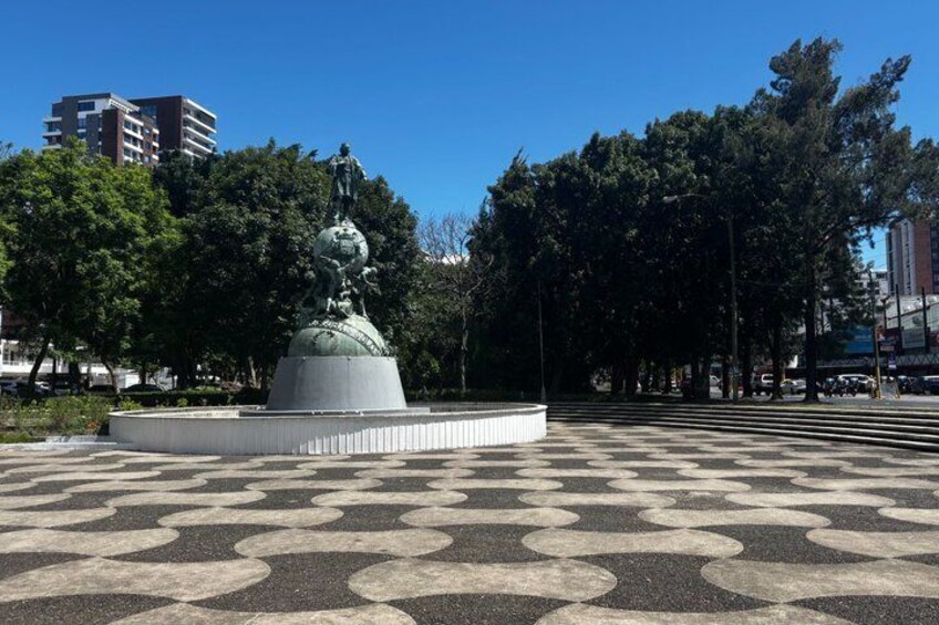 Guatemala City Berlin Plaza Self Guided Walking Tour 4