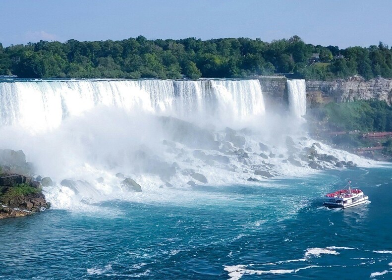 Niagara Falls Day Tour from Buffalo to Toronto with Boat Cruise 3