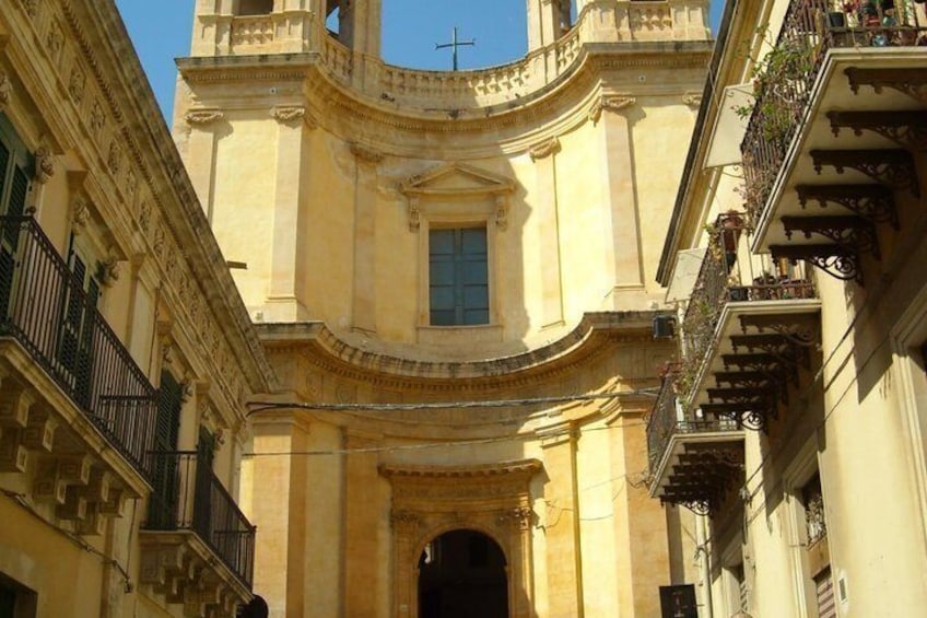 Noto Self Guided Walking Tour Baroque Landmarks Audio and Quiz 2