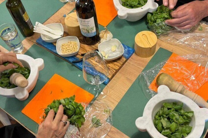 Genoese Pesto Experience and Gnocchi Lunch 3