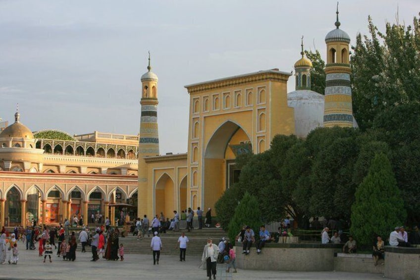 9 Day Xinjiang Natural Wonders and Cultural Discovery Tour 2