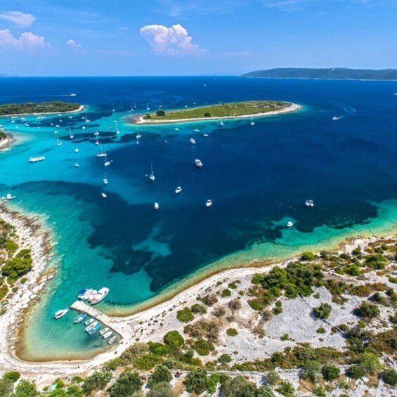 From Omiš: 3 island Tour-Blue Lagoon, Šolta, Brač with Lunch 1