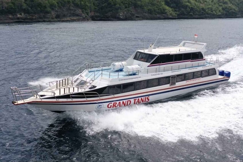 Picture 8 for Activity Bali: Nusa Penida Fast Boat Ticket with Hotel Pickup 4