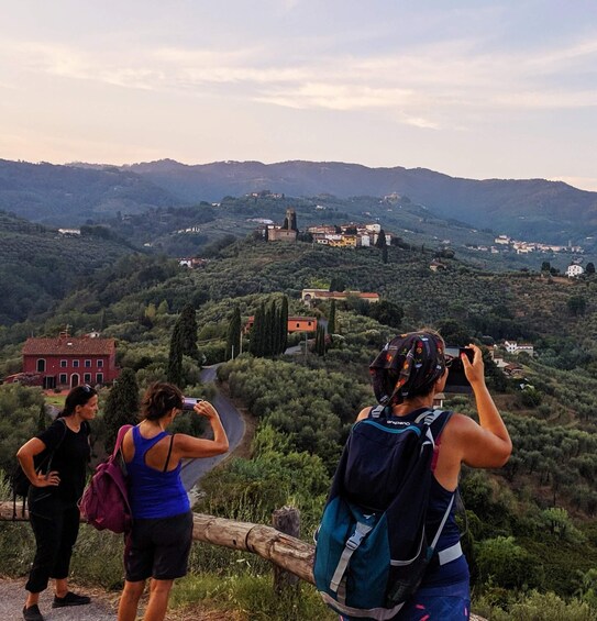 Picture 5 for Activity Hike & Sunset in Typical Tuscan Village 2