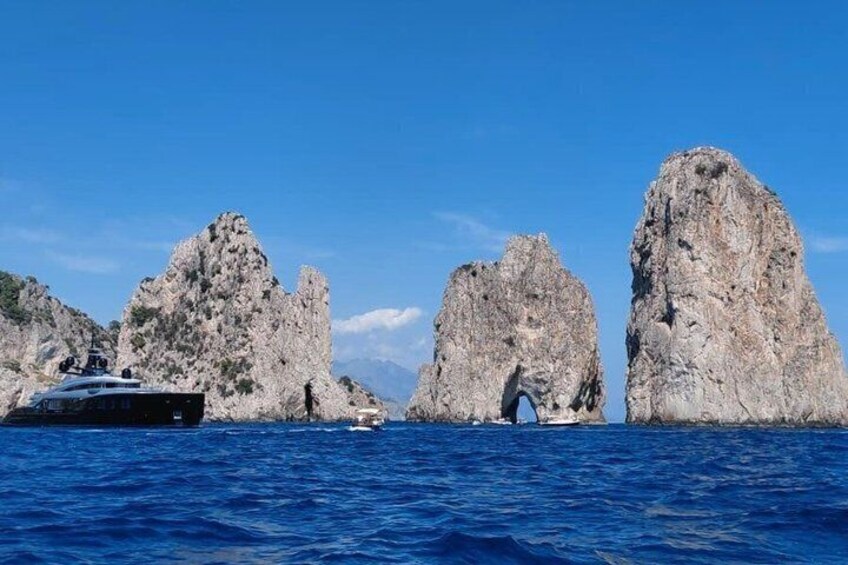 Private Capri Boat Tour with Faraglioni & Blue Grotto 2