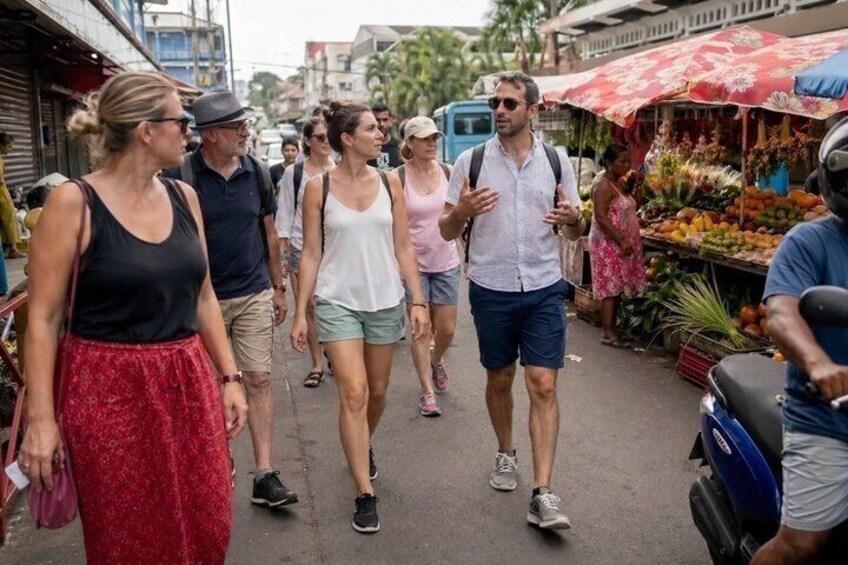 Tour of the city centre of Papeete 1