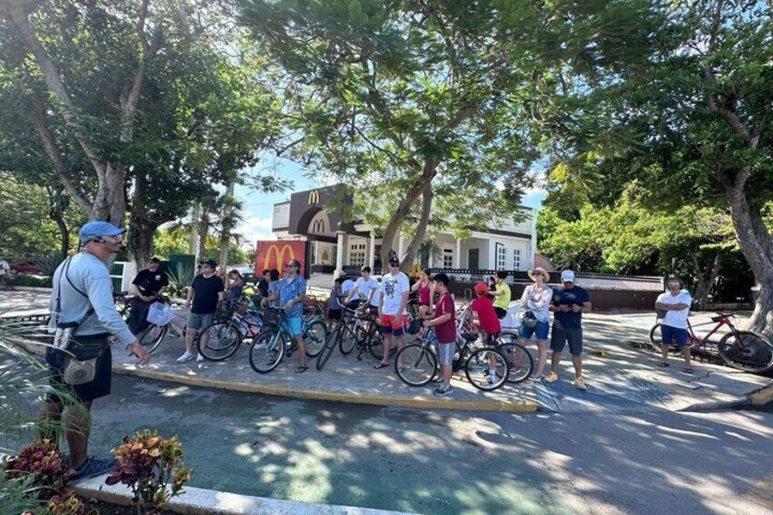 Electric Bike City Tour Discover Landmarks and Culture 3