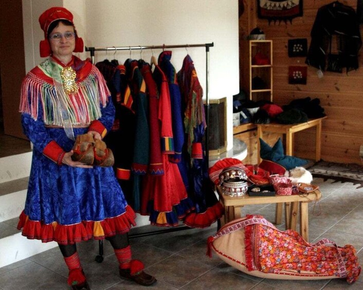 Picture 4 for Activity Lemmenjoki: Sami Culture Tour with Boat Trip & Lunch 4