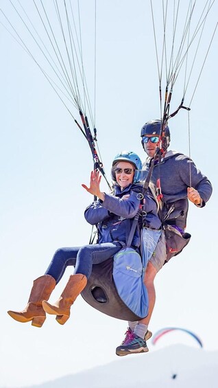 Picture 4 for Activity Santiago: Tandem Paragliding with DGAC-Licensed Pilot 4
