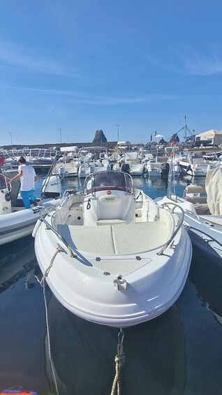 From Aci Trezza: Riviera dei Ciclopi Boat Rental 1